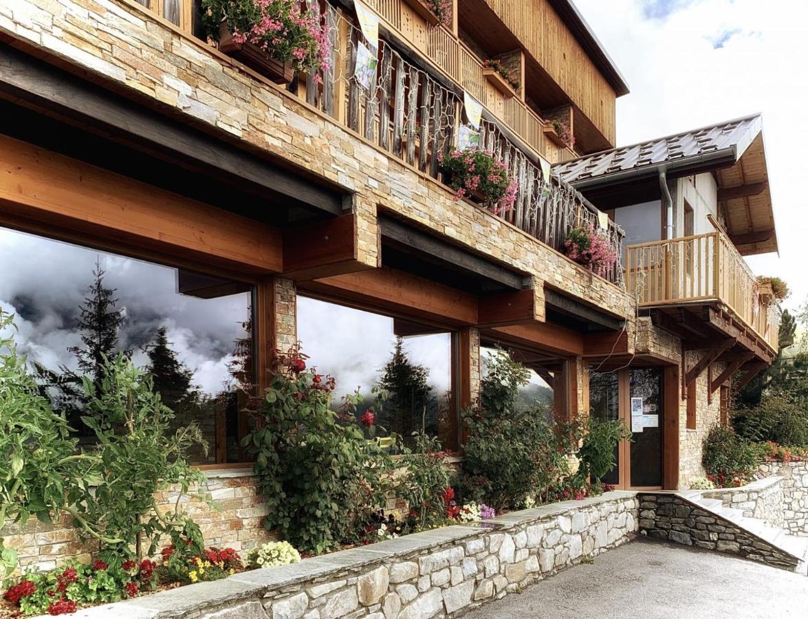 Hotels Les Catrems & Le Montagnou Orcieres Bagian luar foto