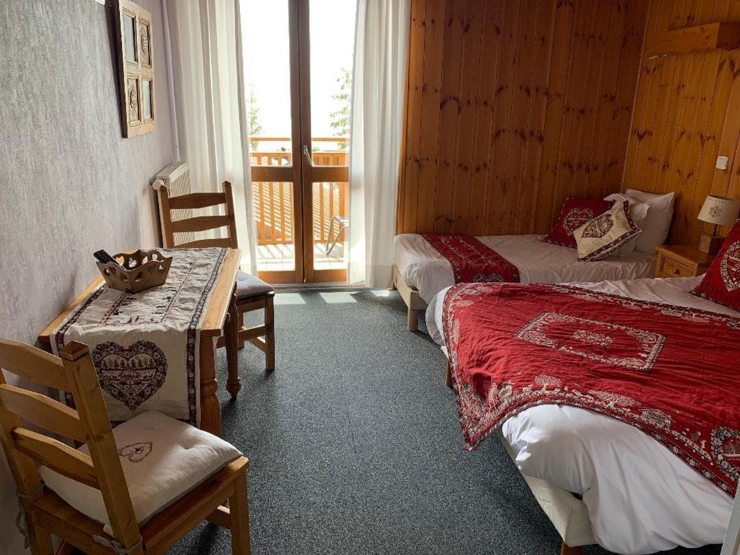 Hotels Les Catrems & Le Montagnou Orcieres Bagian luar foto